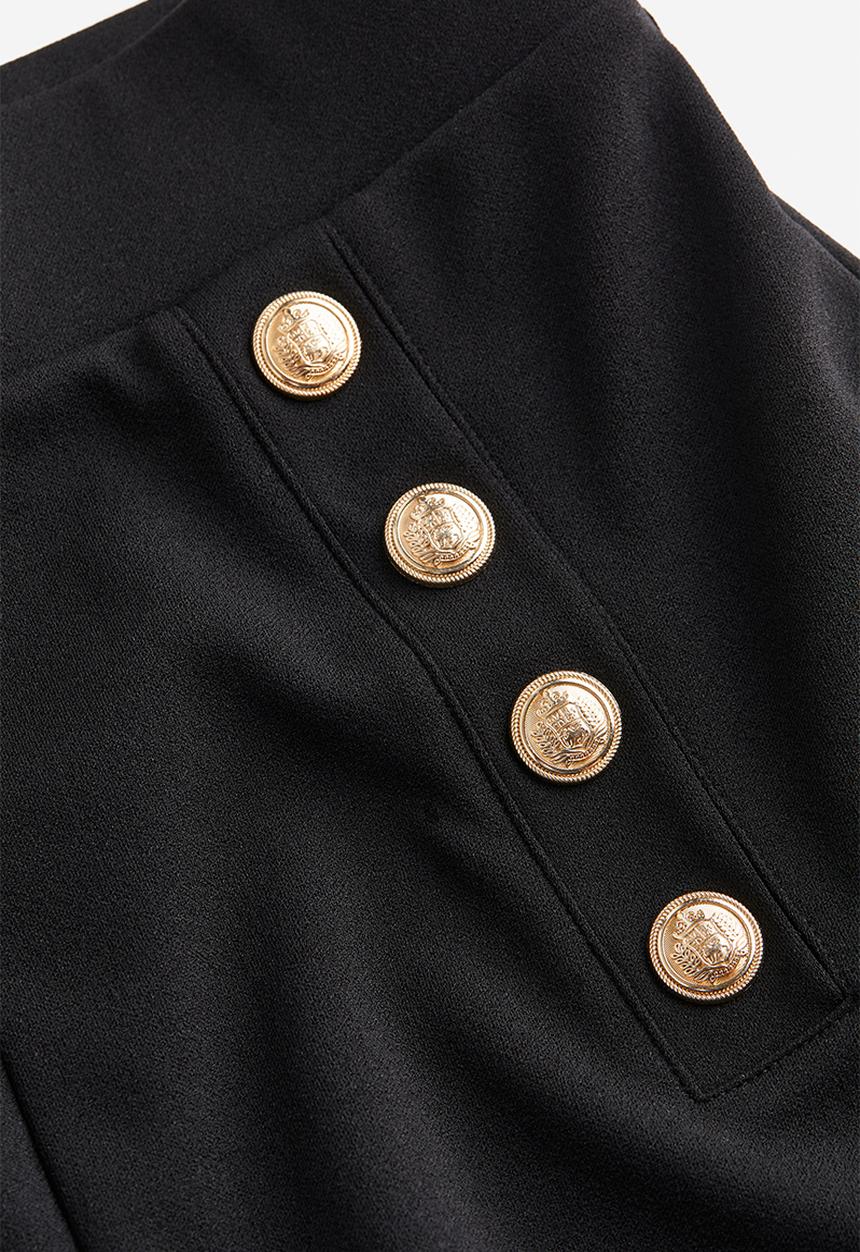 H&M - Button-front shorts - black