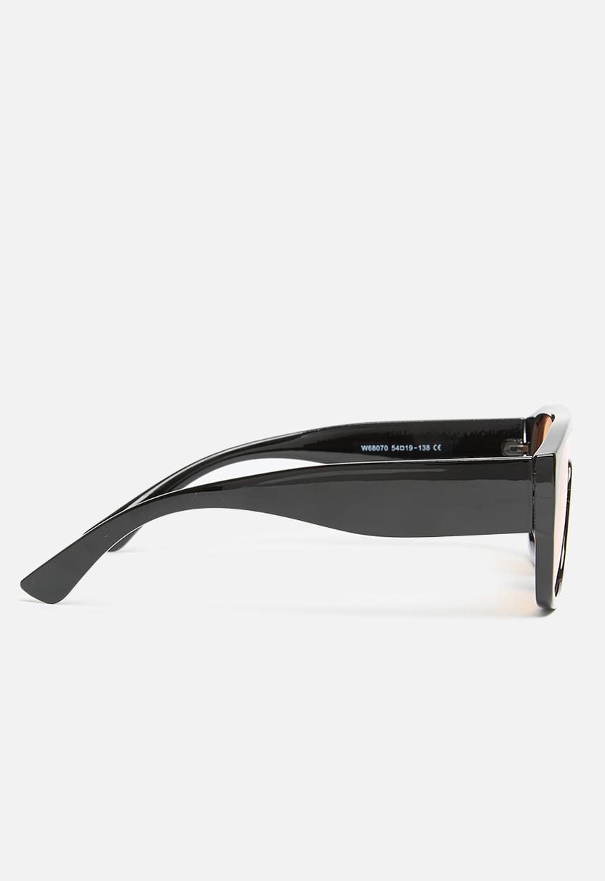Superbalist - King retro sunglasses - black