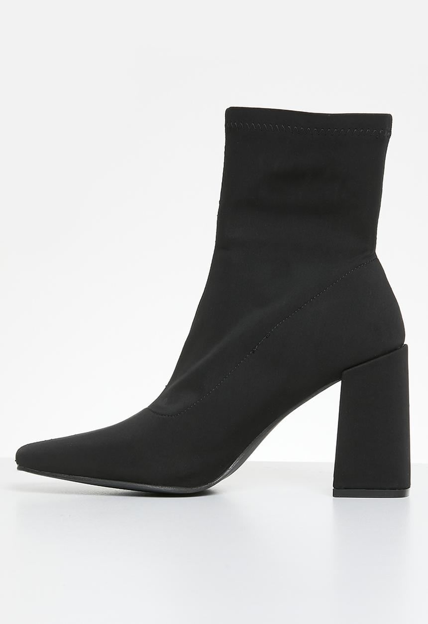 Public Desire - Delani boot - black