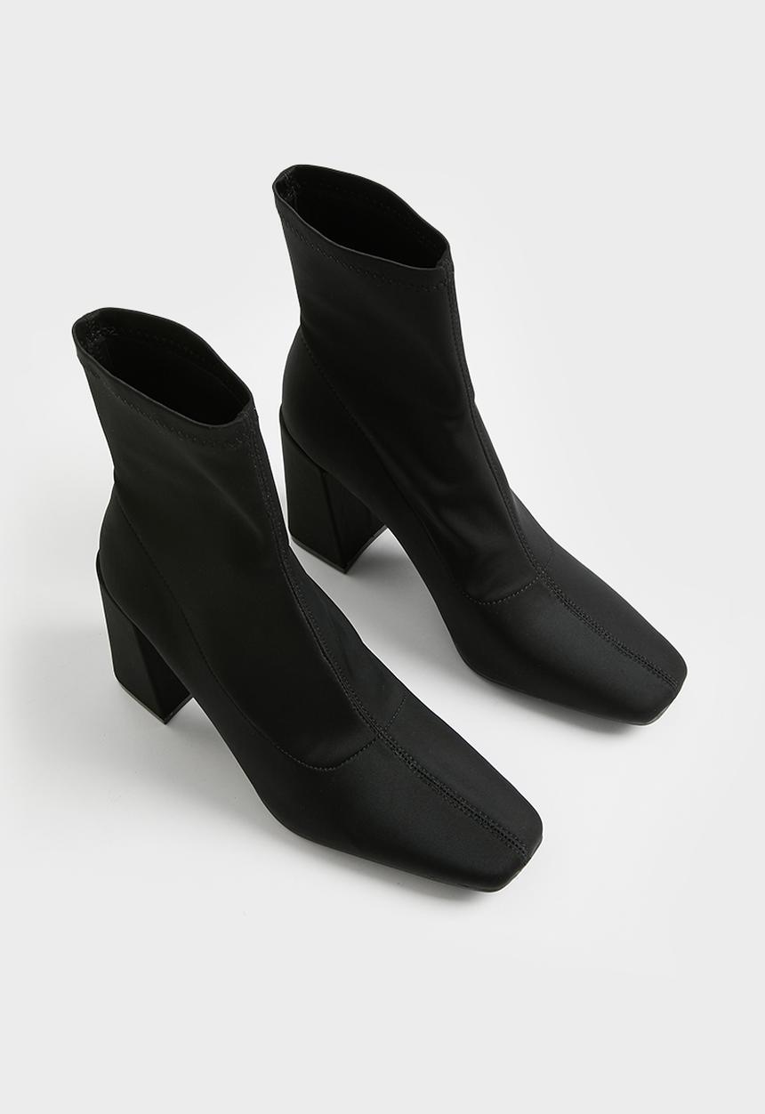 Public Desire - Delani boot - black