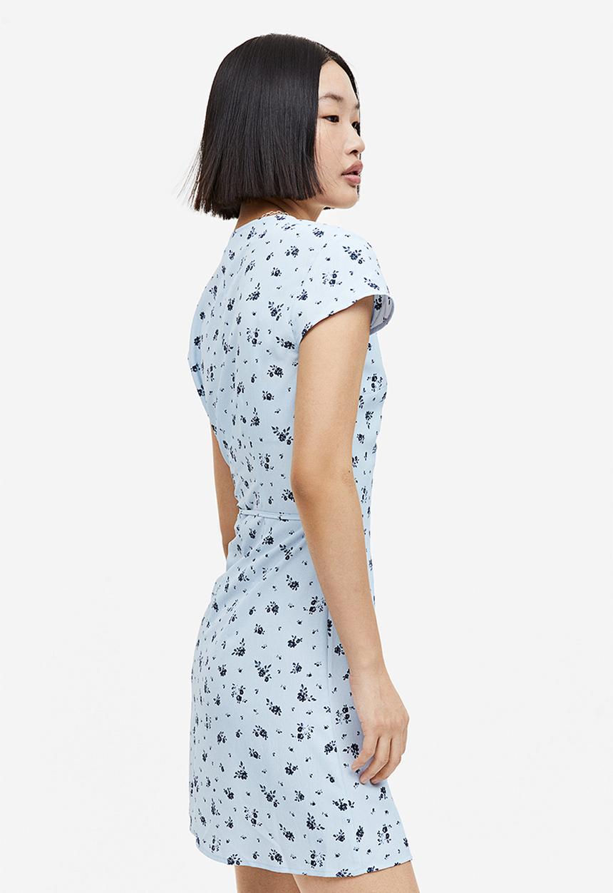H&M - Crêpe wrap dress - light blue floral