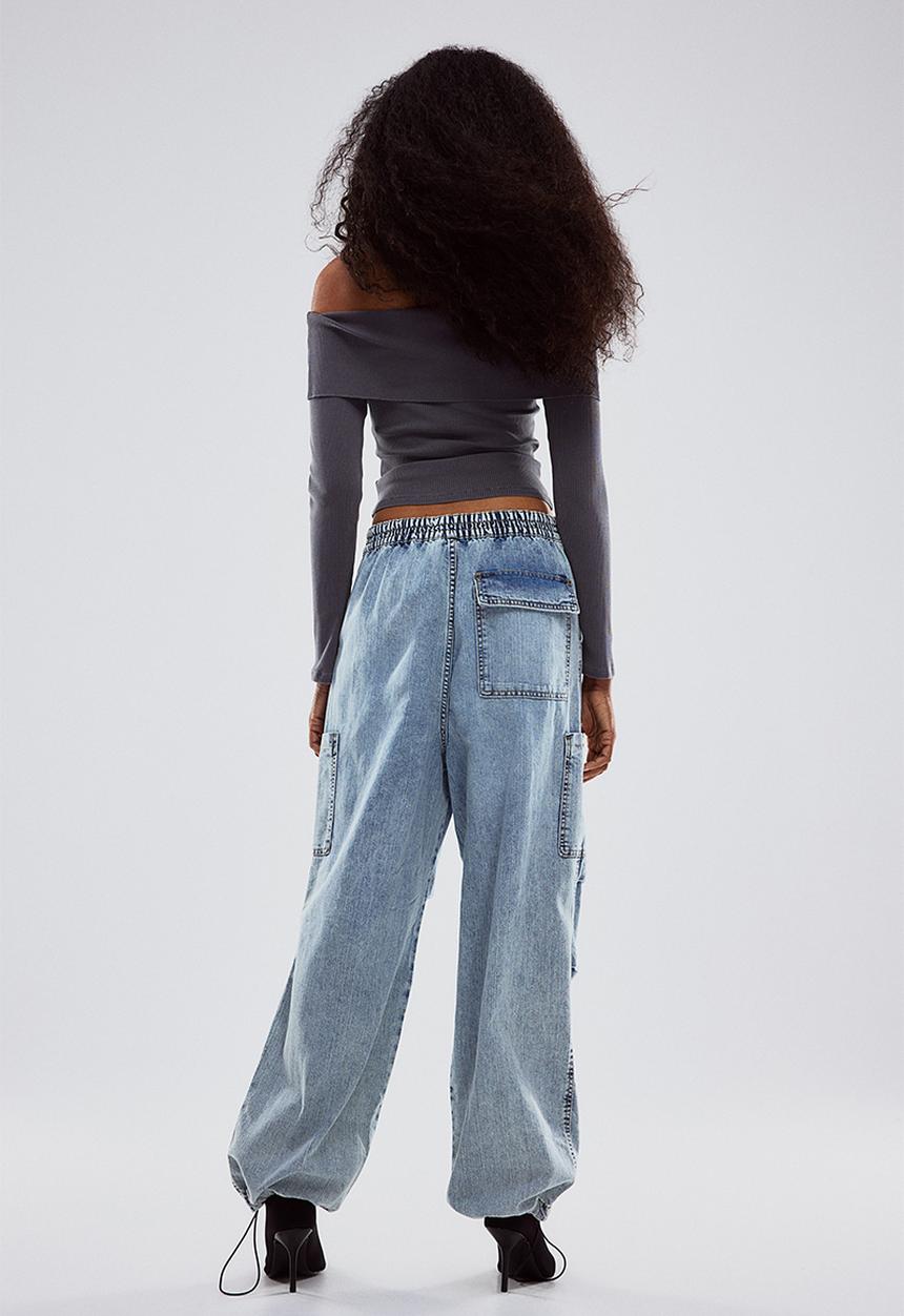 H&M - Denim parachute trousers - pale denim blue
