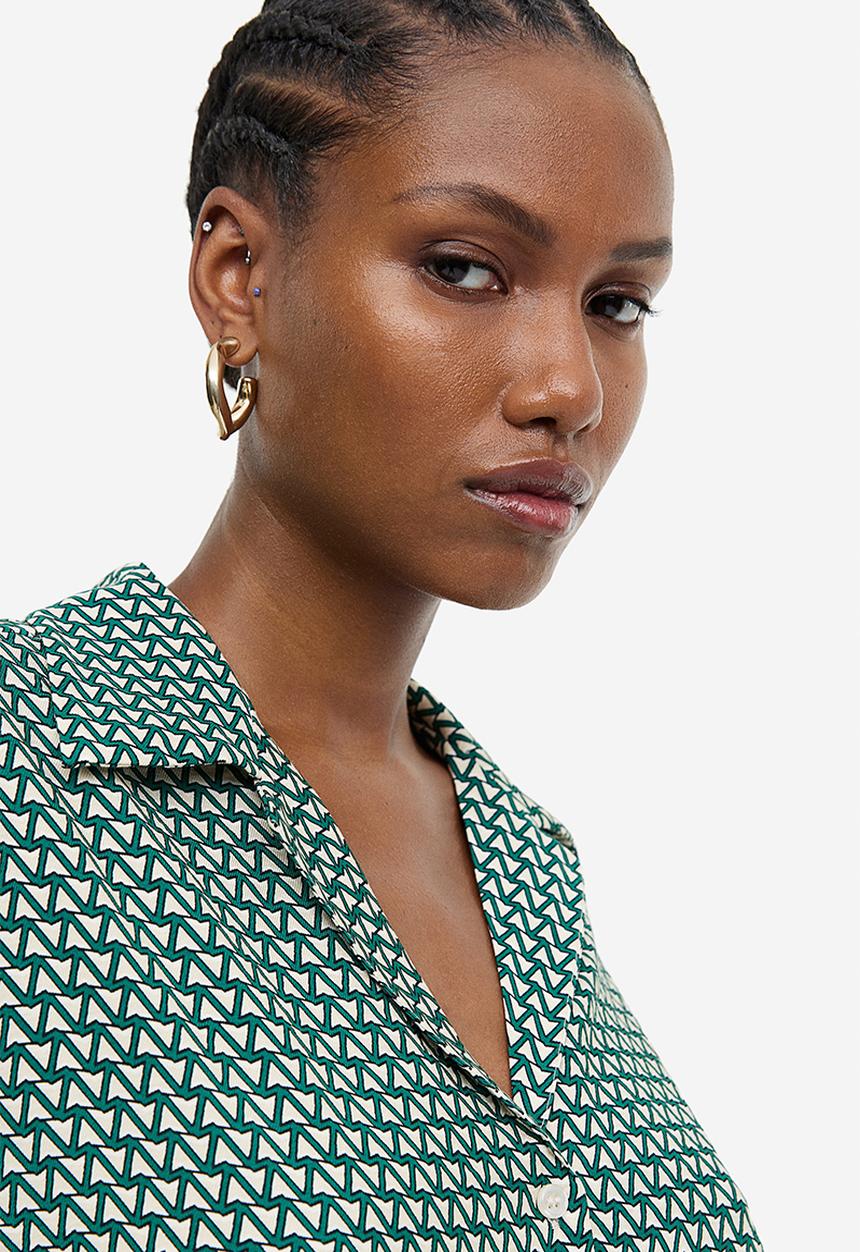 H&M - Oversized resort shirt - dark green patterned