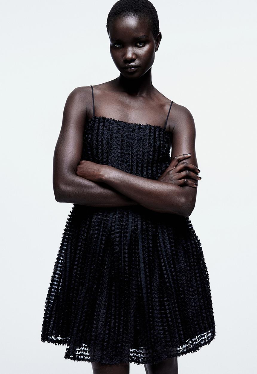 H&M - Textured mini dress - black