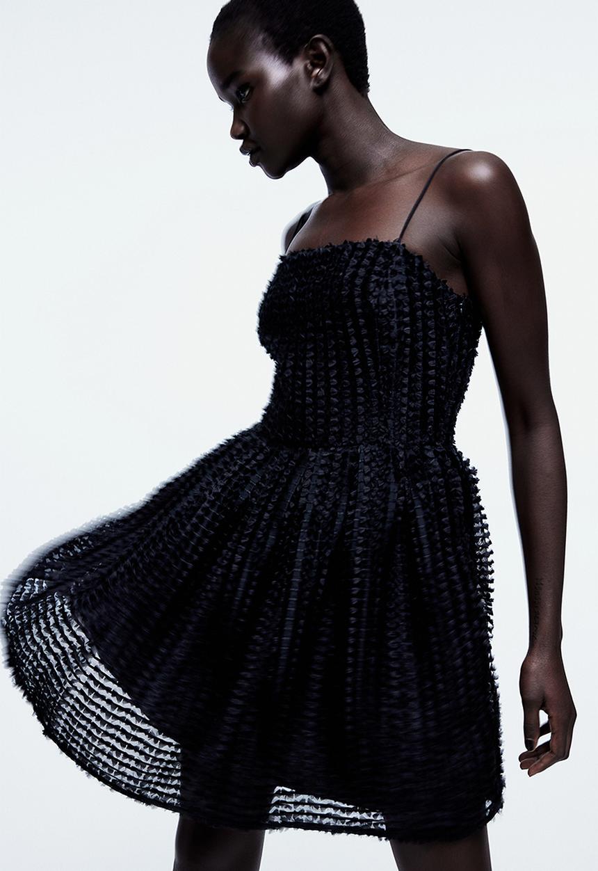 H&M - Textured mini dress - black