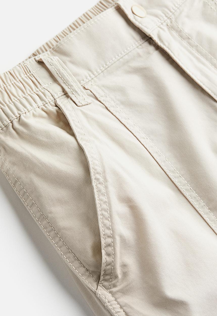 H&M - Canvas cargo trousers - light beige