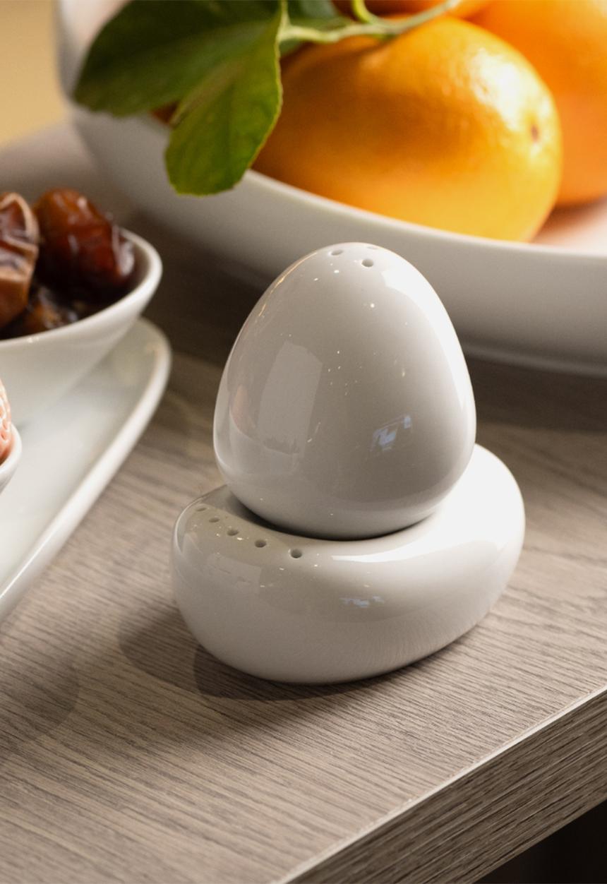 Omada - Irregular Salt & Pepper Set White