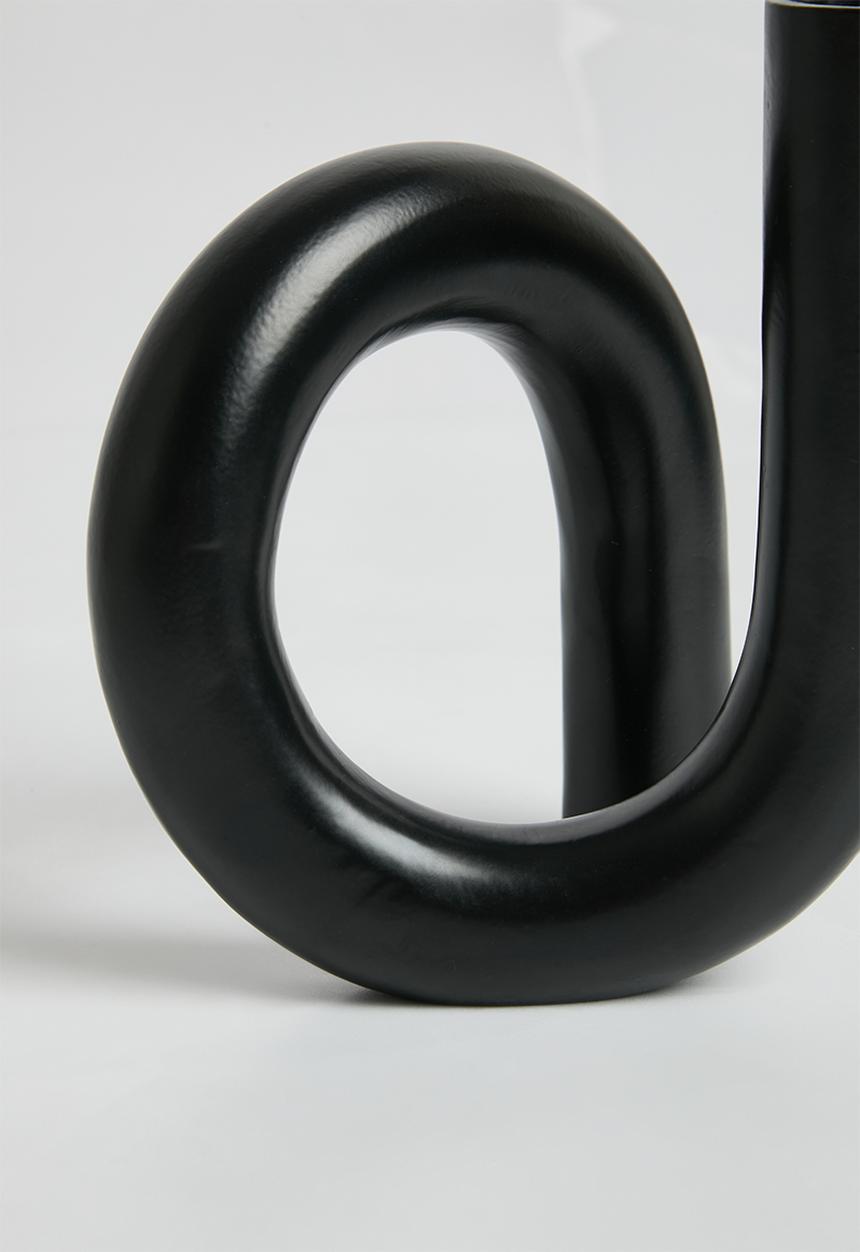 Sixth Floor - Loop dinner candle holder - Black 