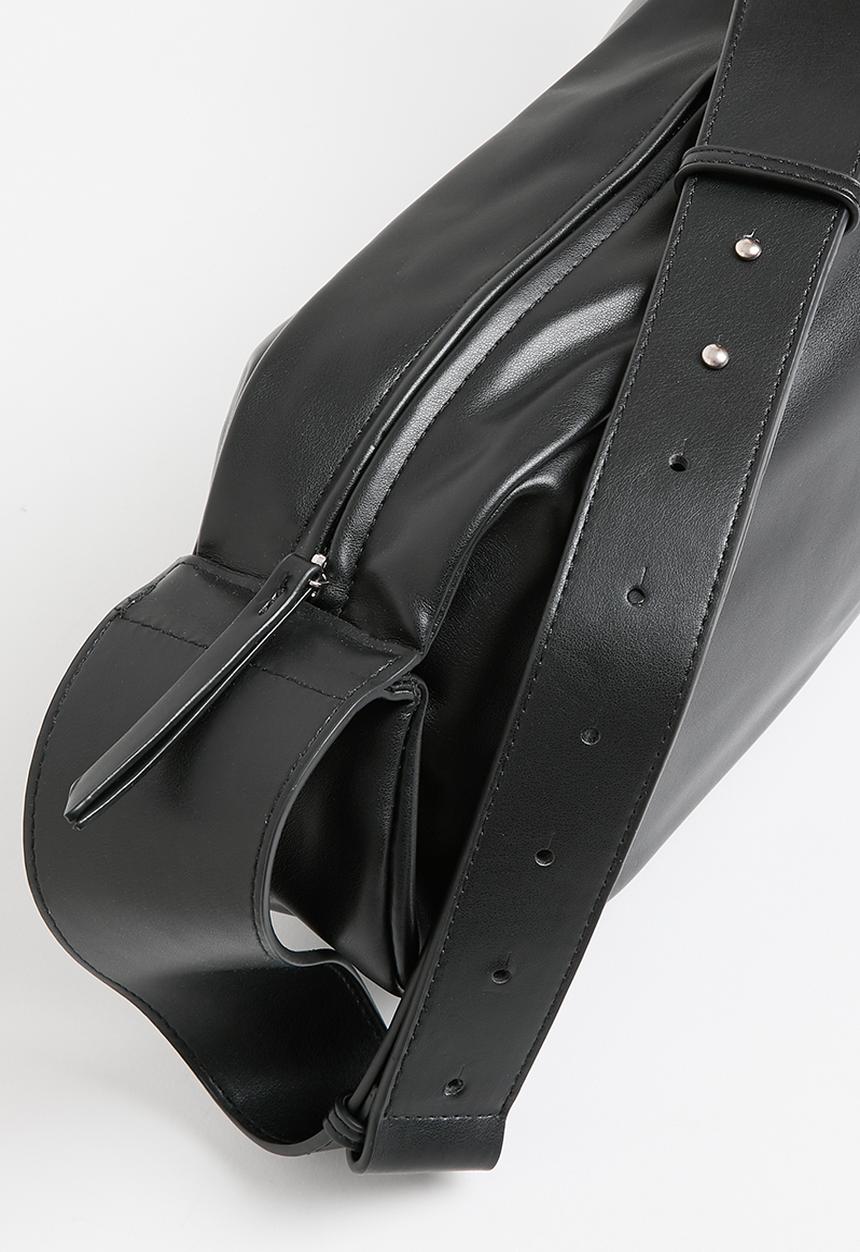 Superbalist - Jean shoulder bag - black