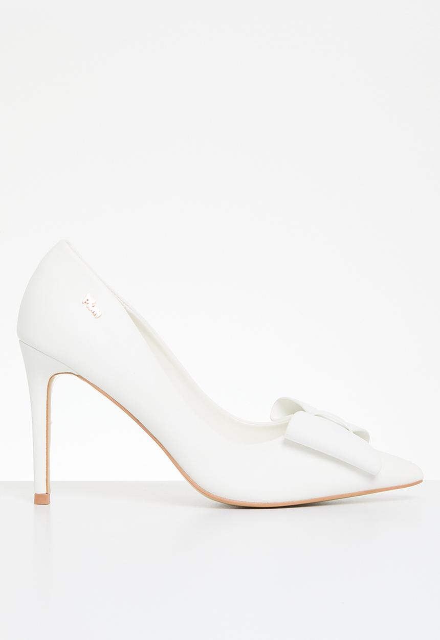 Plum - Minnie court - white
