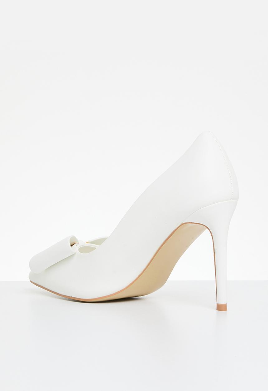 Plum - Minnie court - white