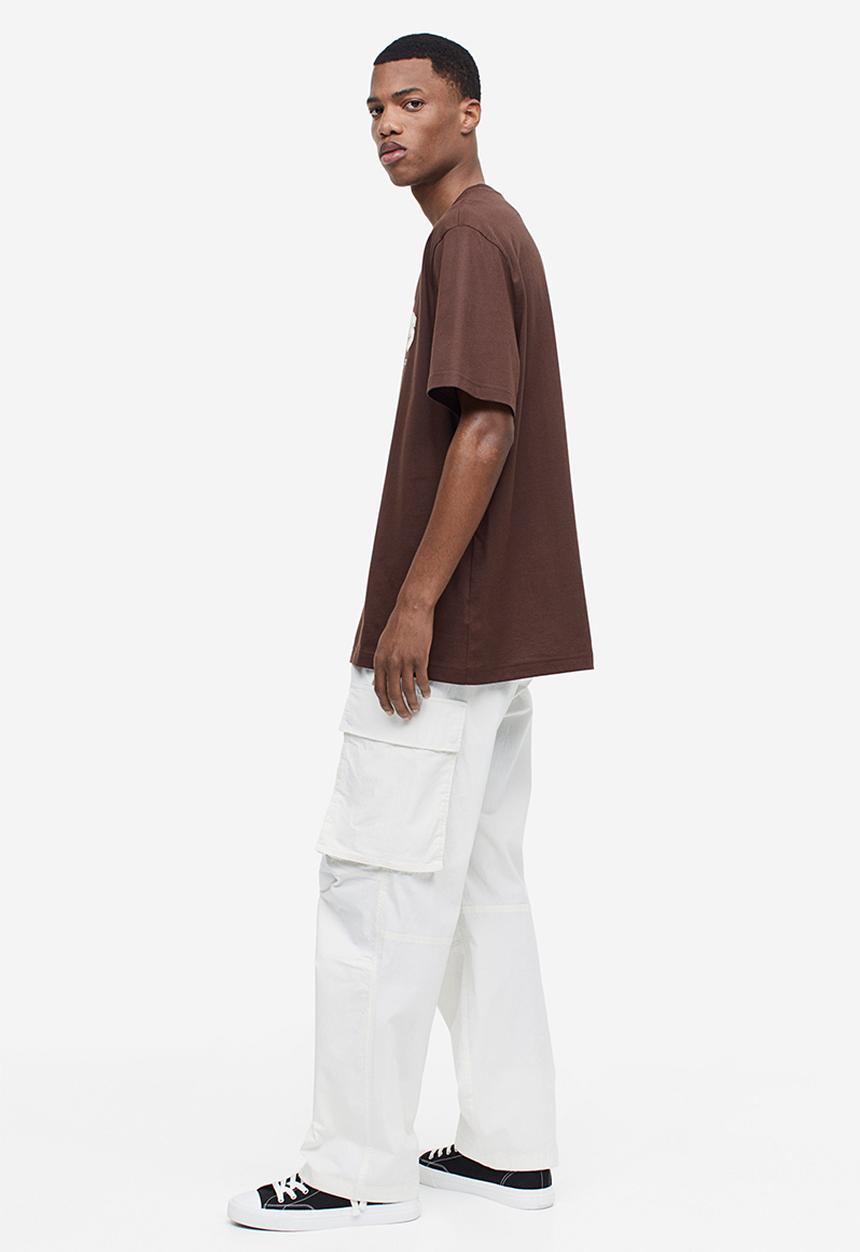 H&M - Regular fit printed T-shirt - Brown
