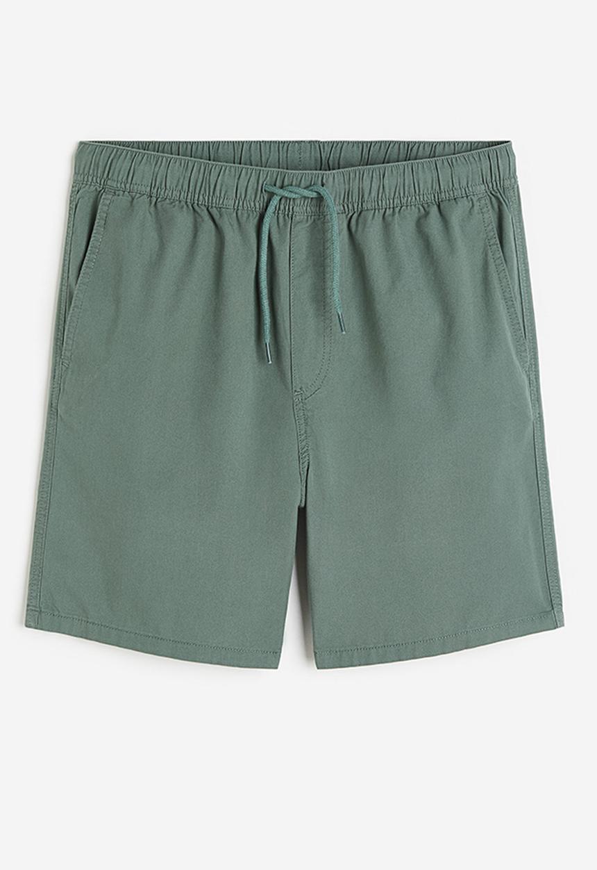 H&M - Regular fit cotton shorts - green