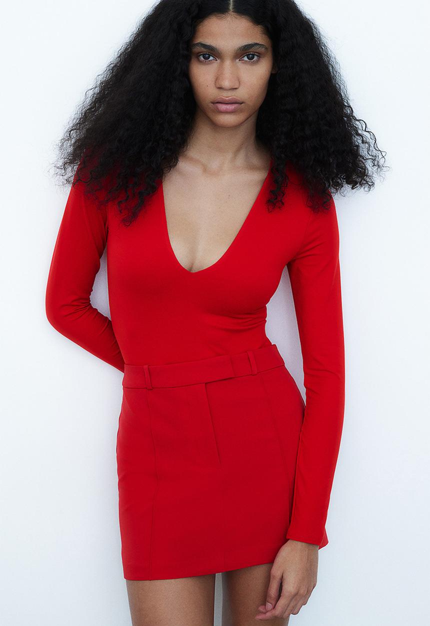 H&M - V-neck bodysuit - red