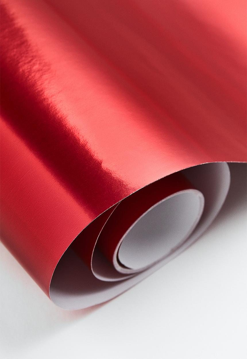 H&M - Shiny gift wrap - Red