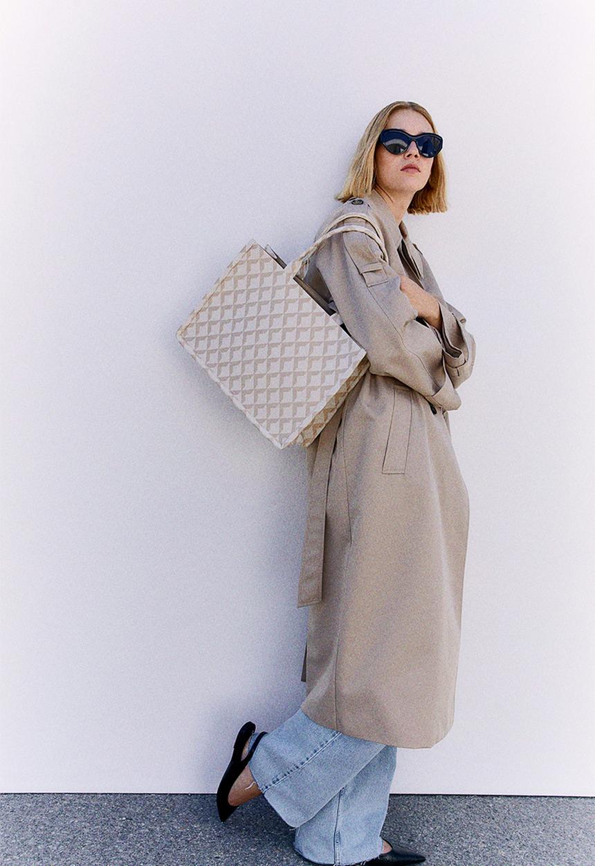 H&M - Jacquard-weave shopper - light beige/patterned