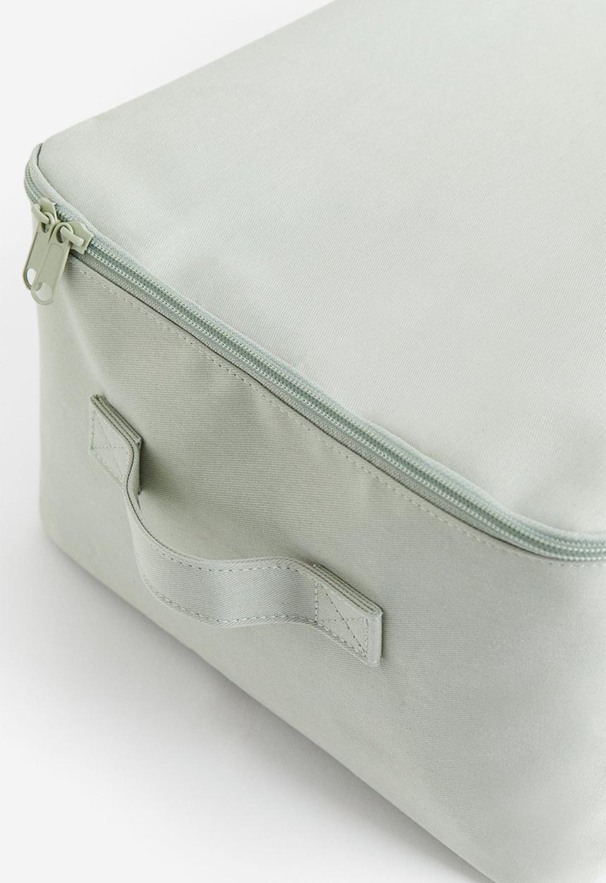 H&M - Lidded toy storage basket - green