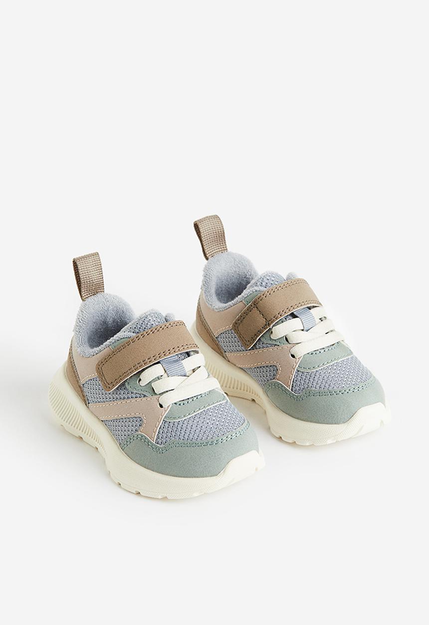 H&M - Lightweight-sole trainers - green & grey