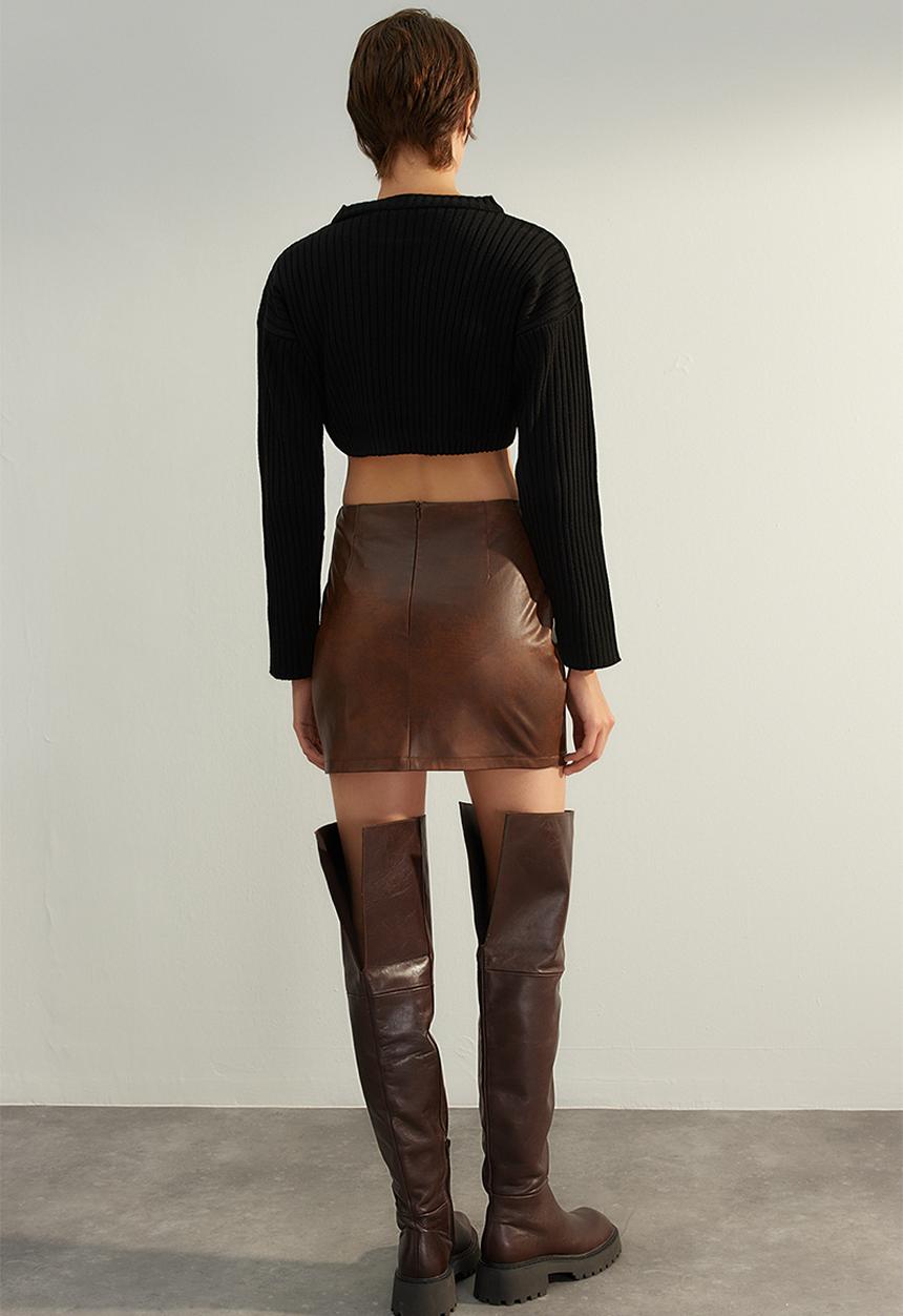 Trendyol - Premium faux leather mini skirt - brown