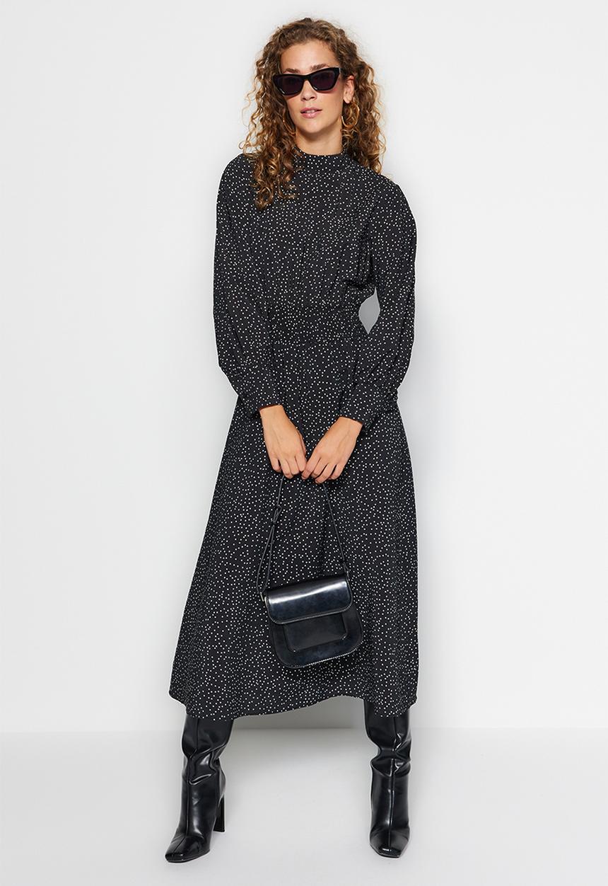 Trendyol - Modest Polka dot knitted dress - black