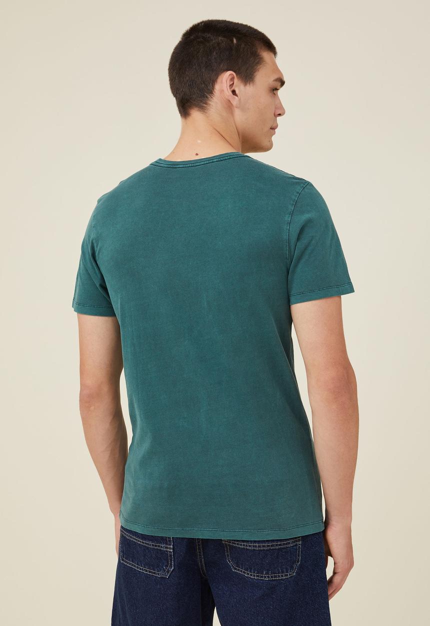 Cotton On - Organic regular fit crew T-shirt - pineneedle green