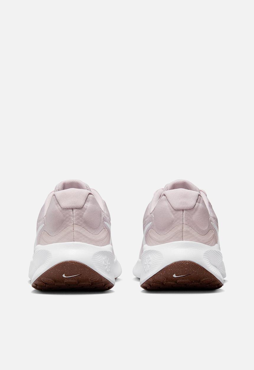 Nike - Revolution 7