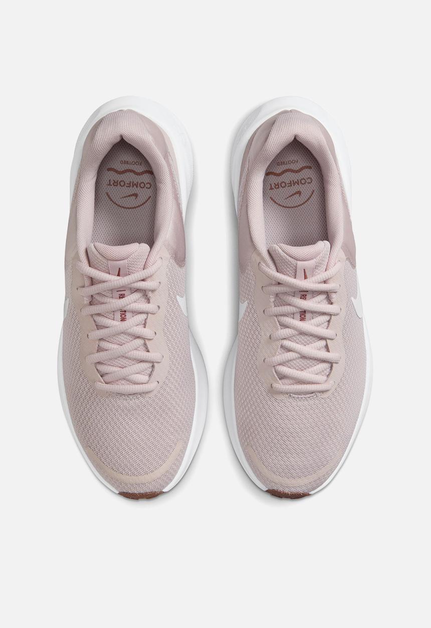 Nike - Revolution 7