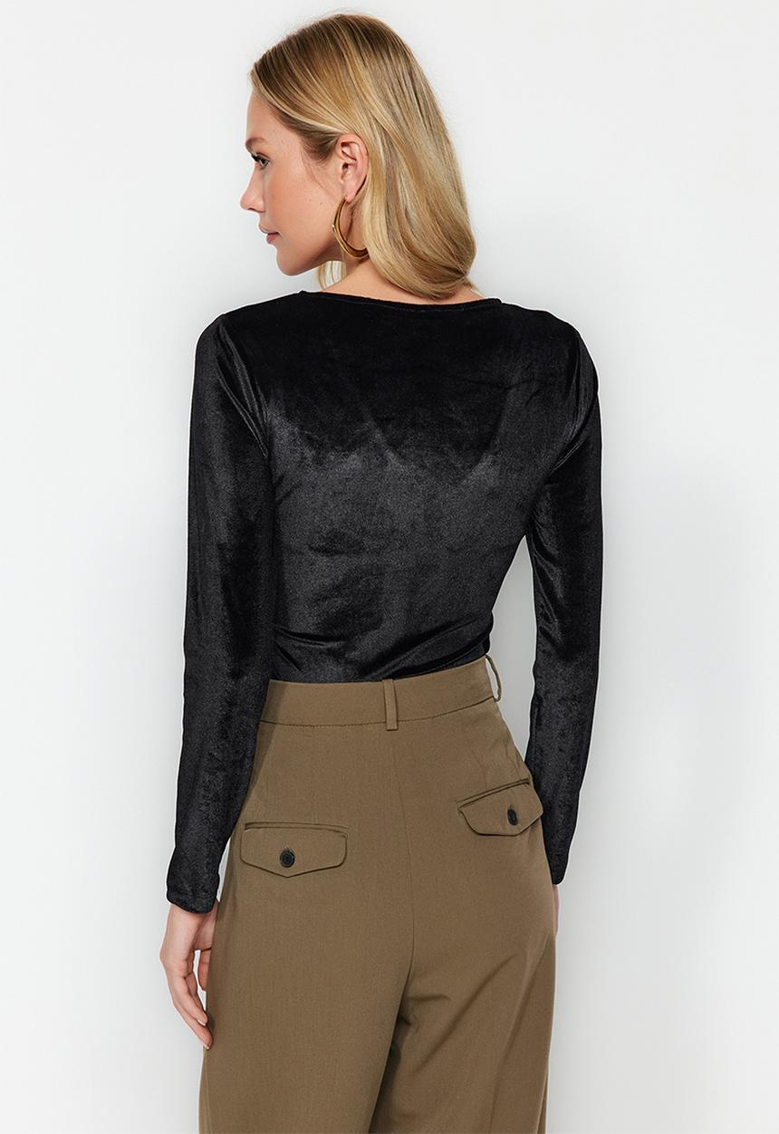 Trendyol - Velvet smart fitted v-neck bodysuit - black