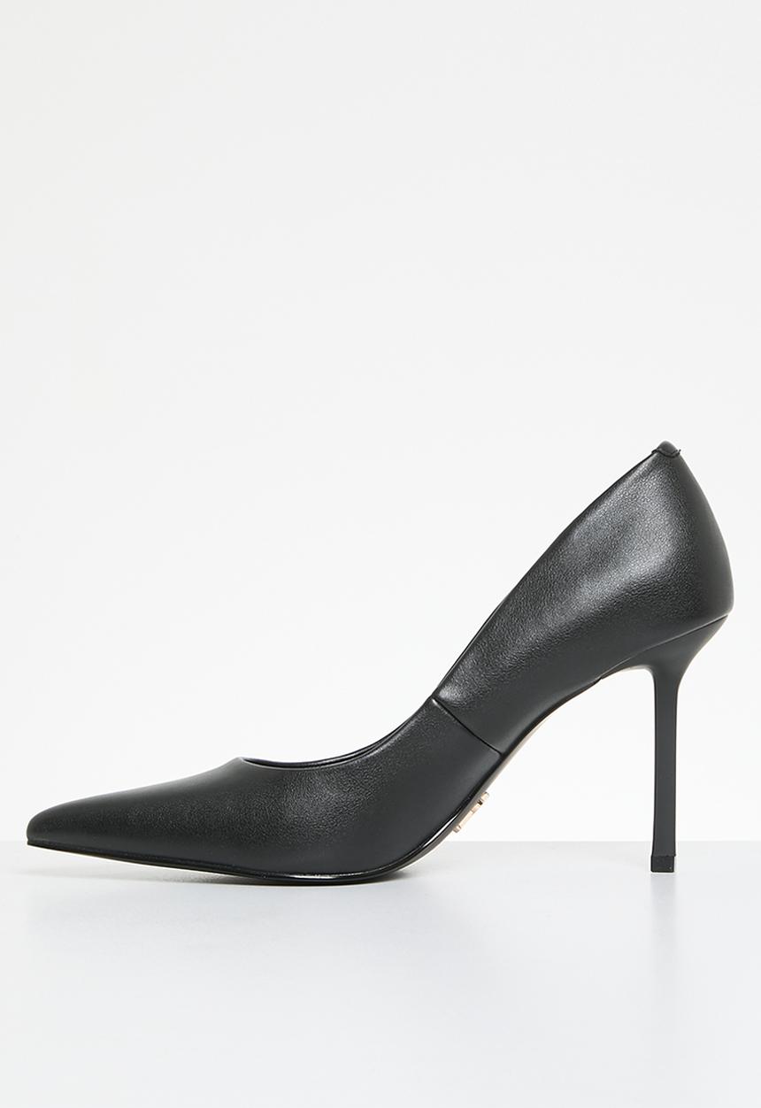 Steve Madden - Classie black court - black