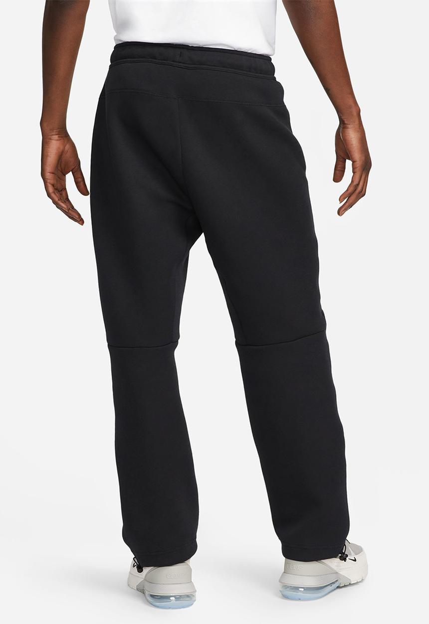 Nike - NSW Tech fleece open hem pant - Black