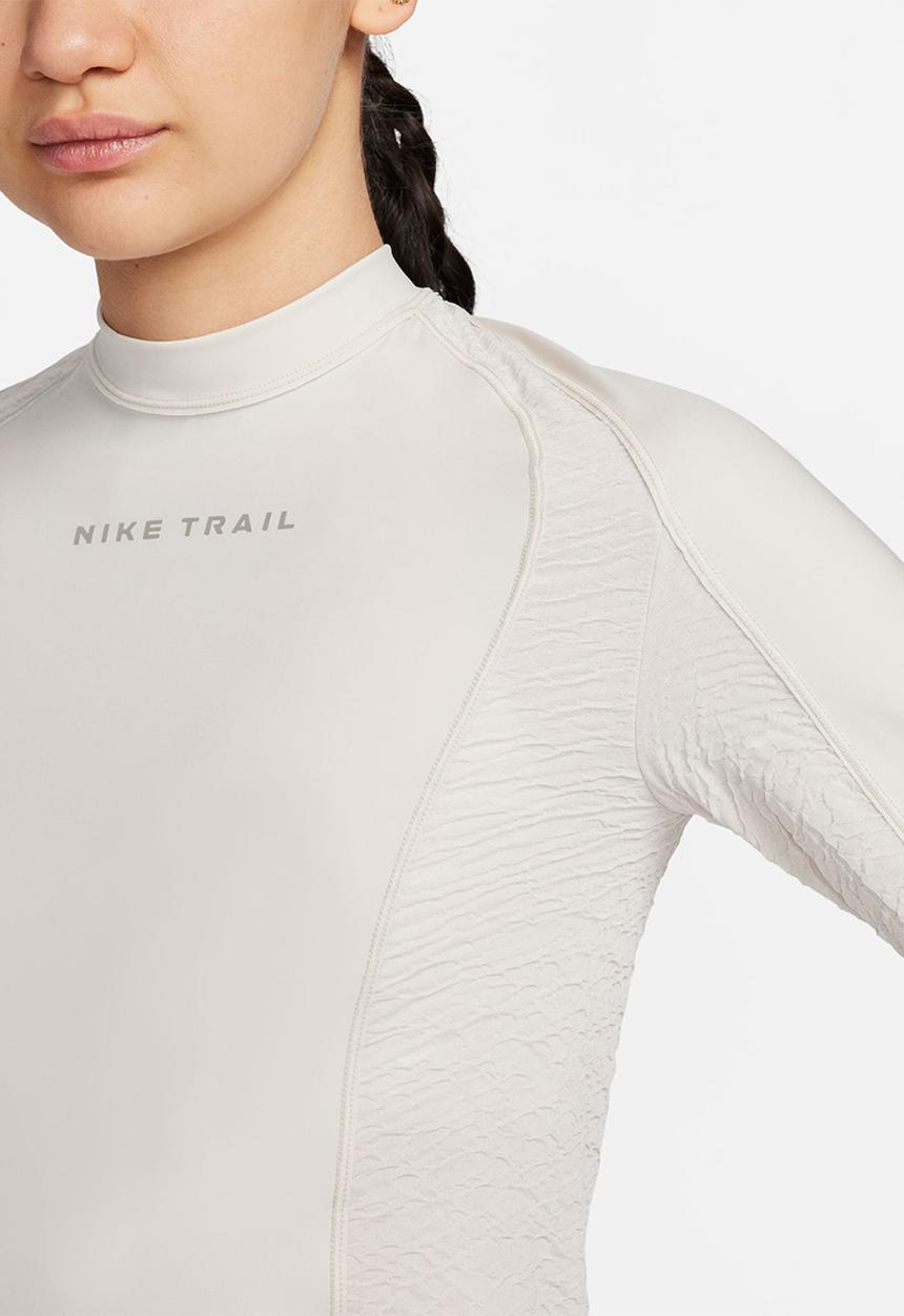 Nike - Nike Trail Women's Dri-FIT Long-Sleeve Running Top - Khaki