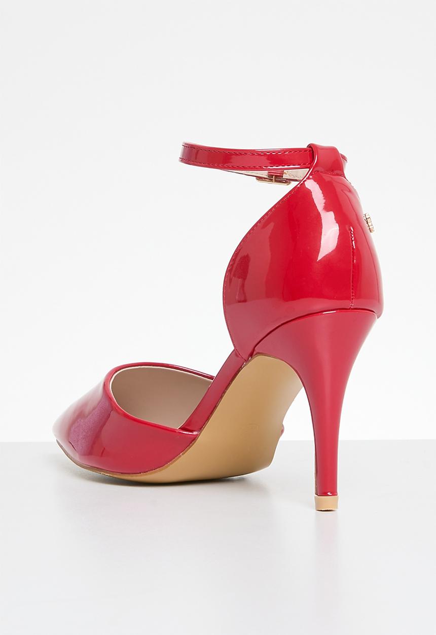 Butterfly Feet - Lexi 8 court - red