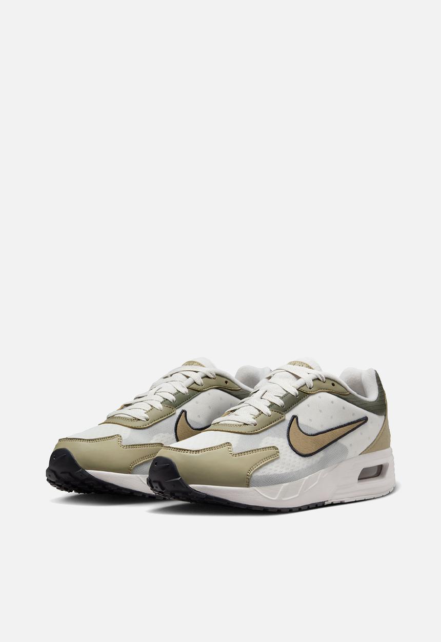 Nike - AIR MAX SOLO