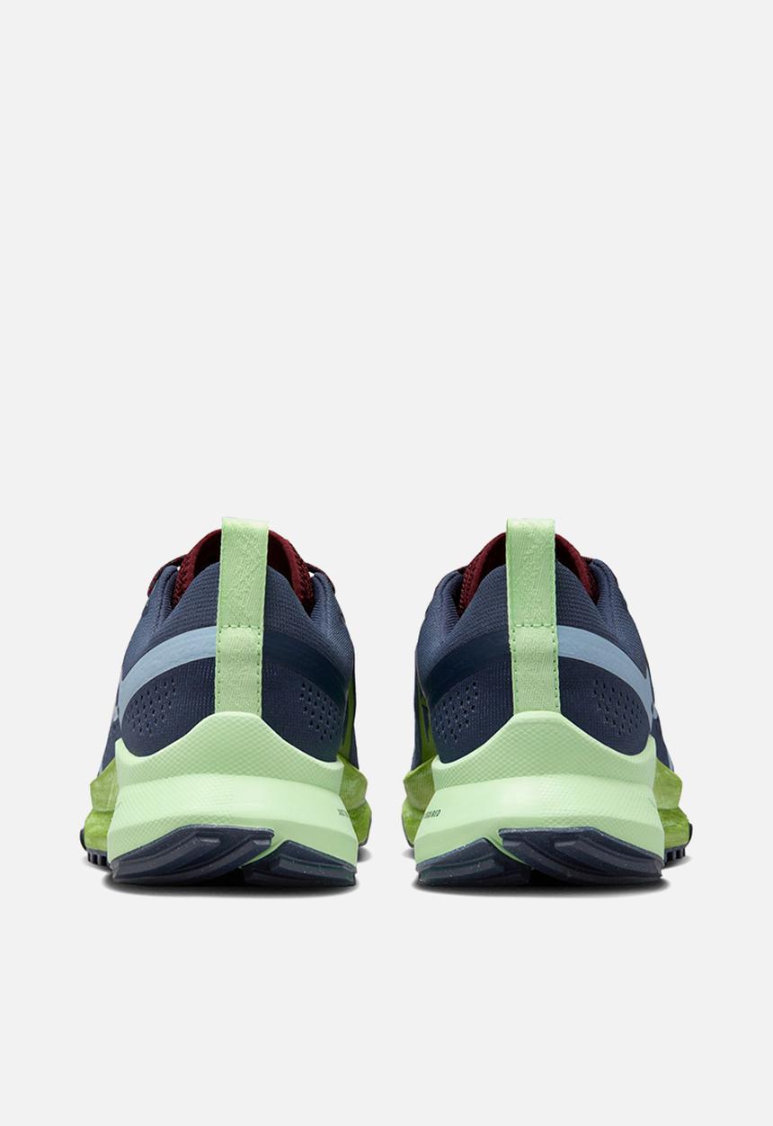 Nike - Pegasus Trail 4