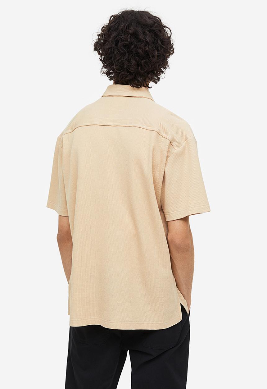 H&M - Relaxed fit waffled shirt - Beige