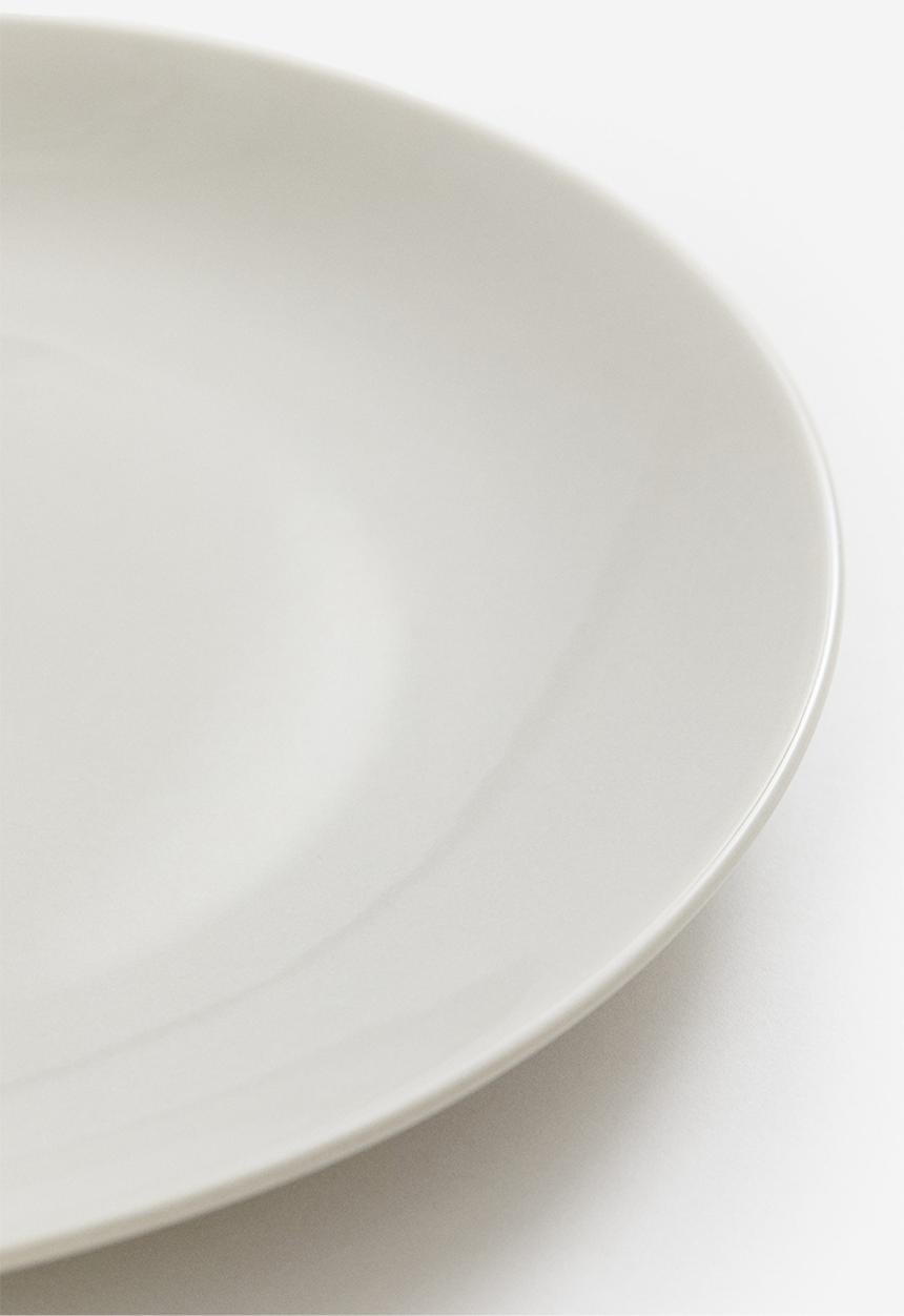 H&M - Porcelain plate - white