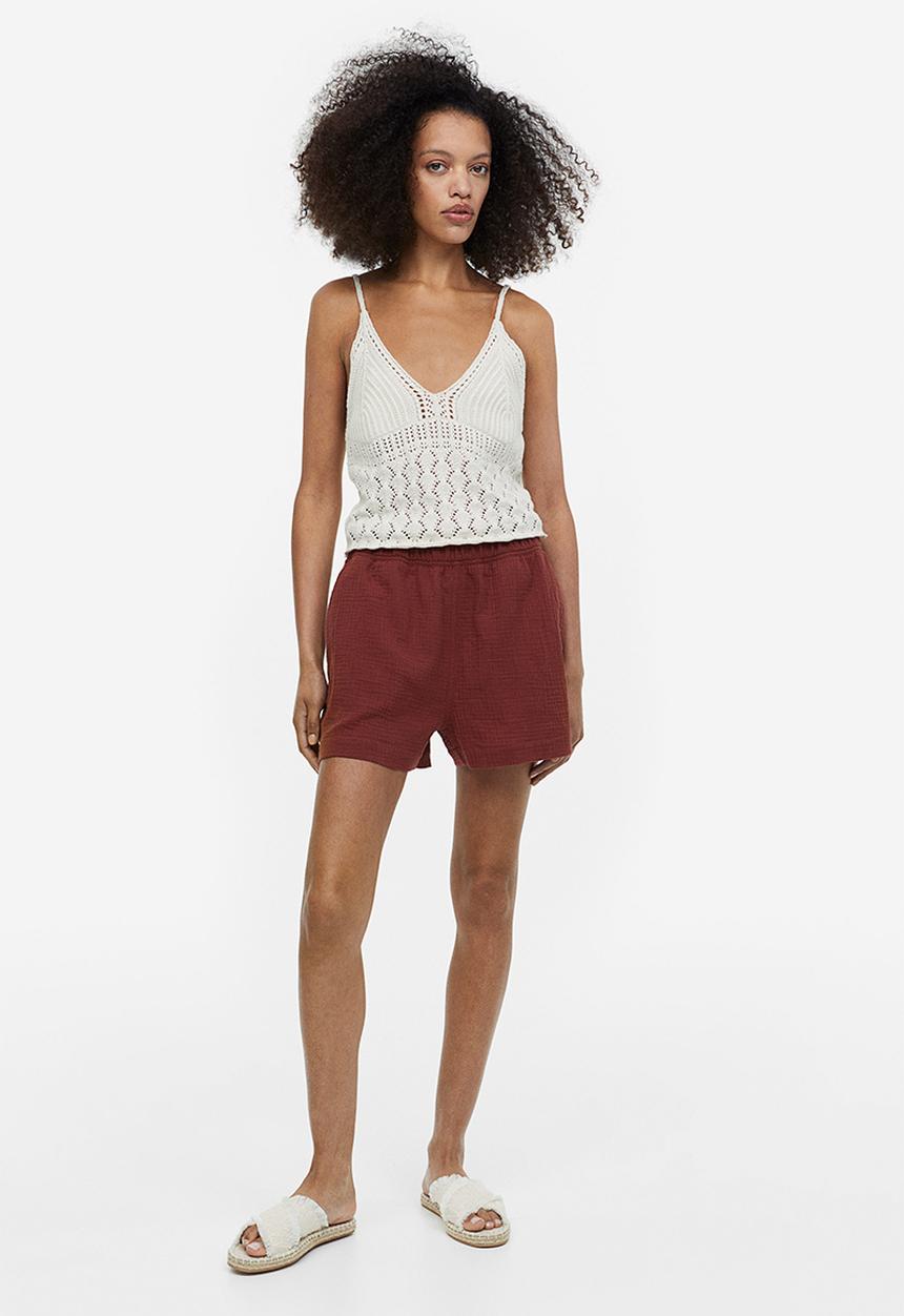 H&M - Crinkled cotton shorts - dark red