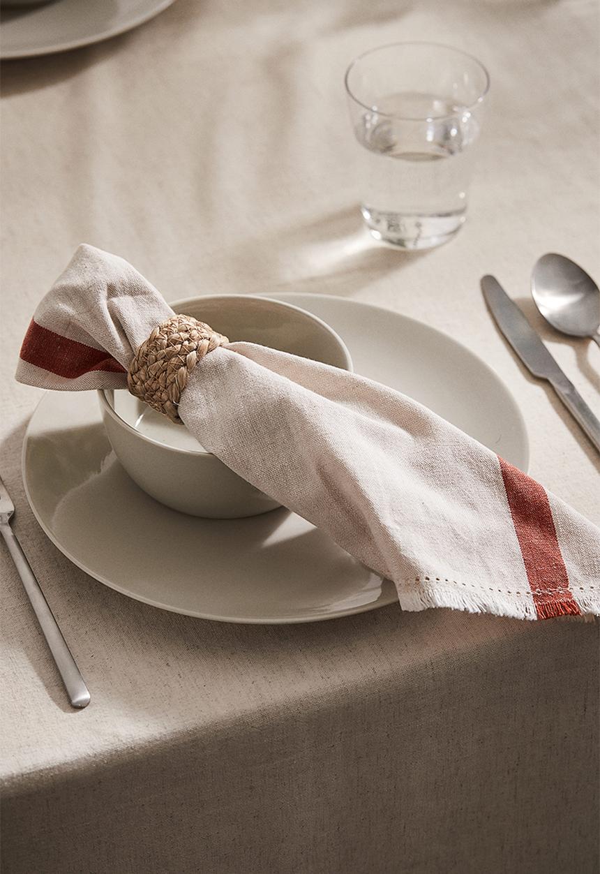 H&M - 4-pack jute napkin rings  - beige
