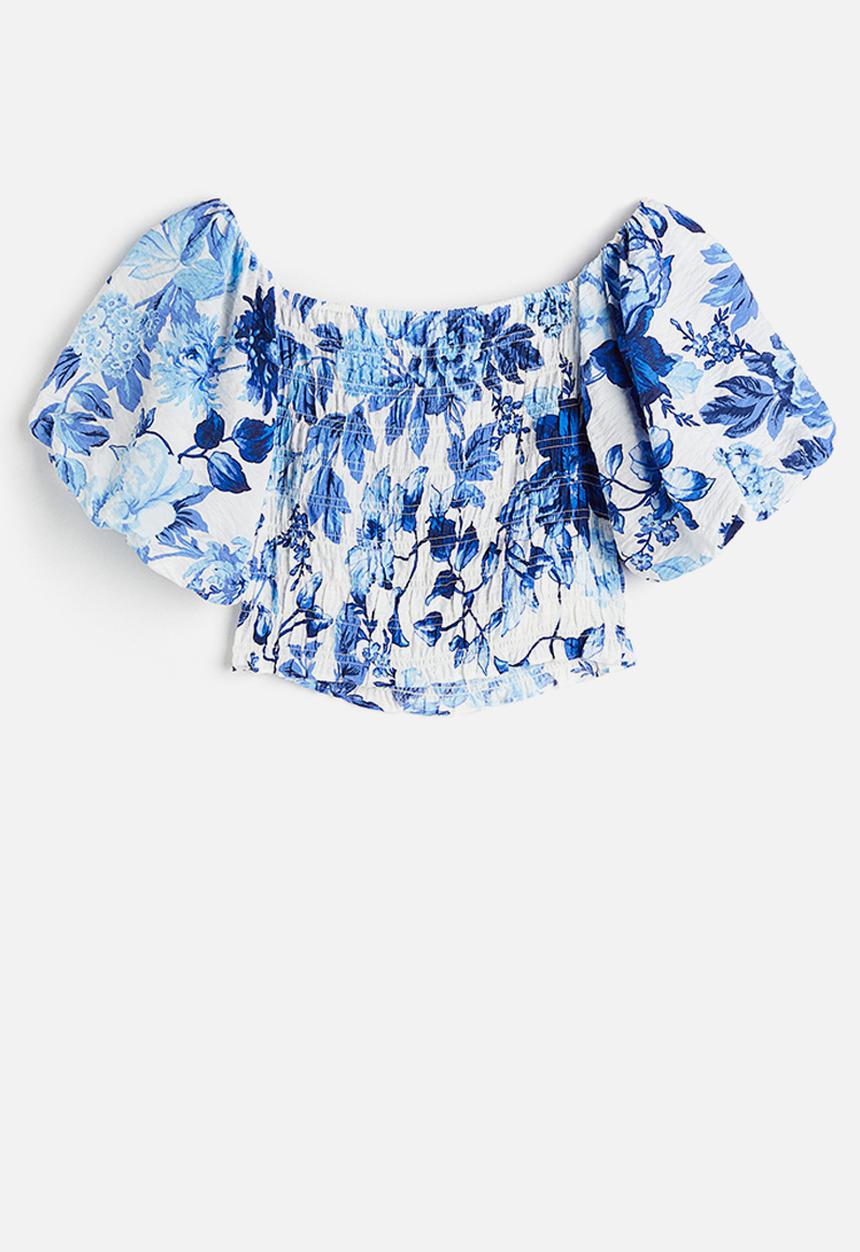 H&M - Smocked off-the-shoulder top - white/blue floral