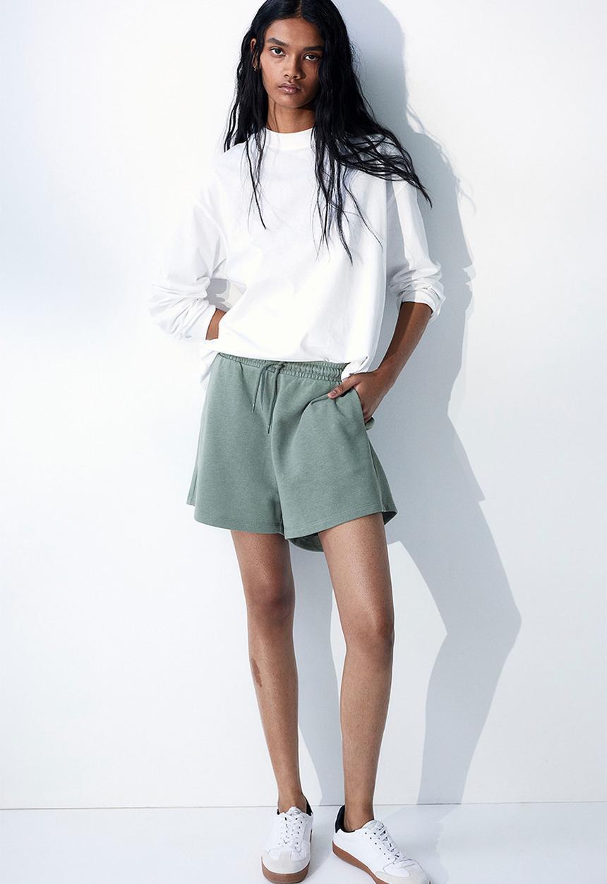 H&M - Sweatshirt shorts - green