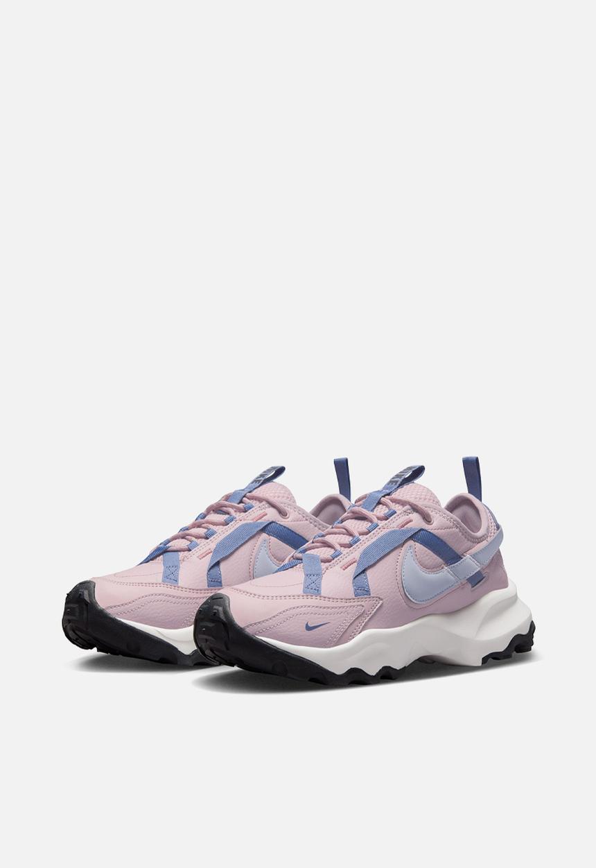 Nike - TC 7900