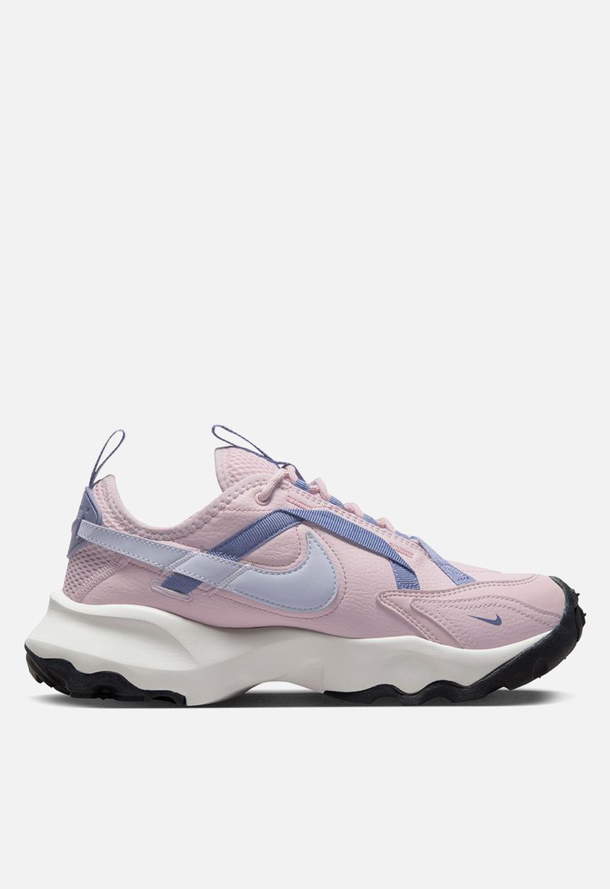 Nike - TC 7900