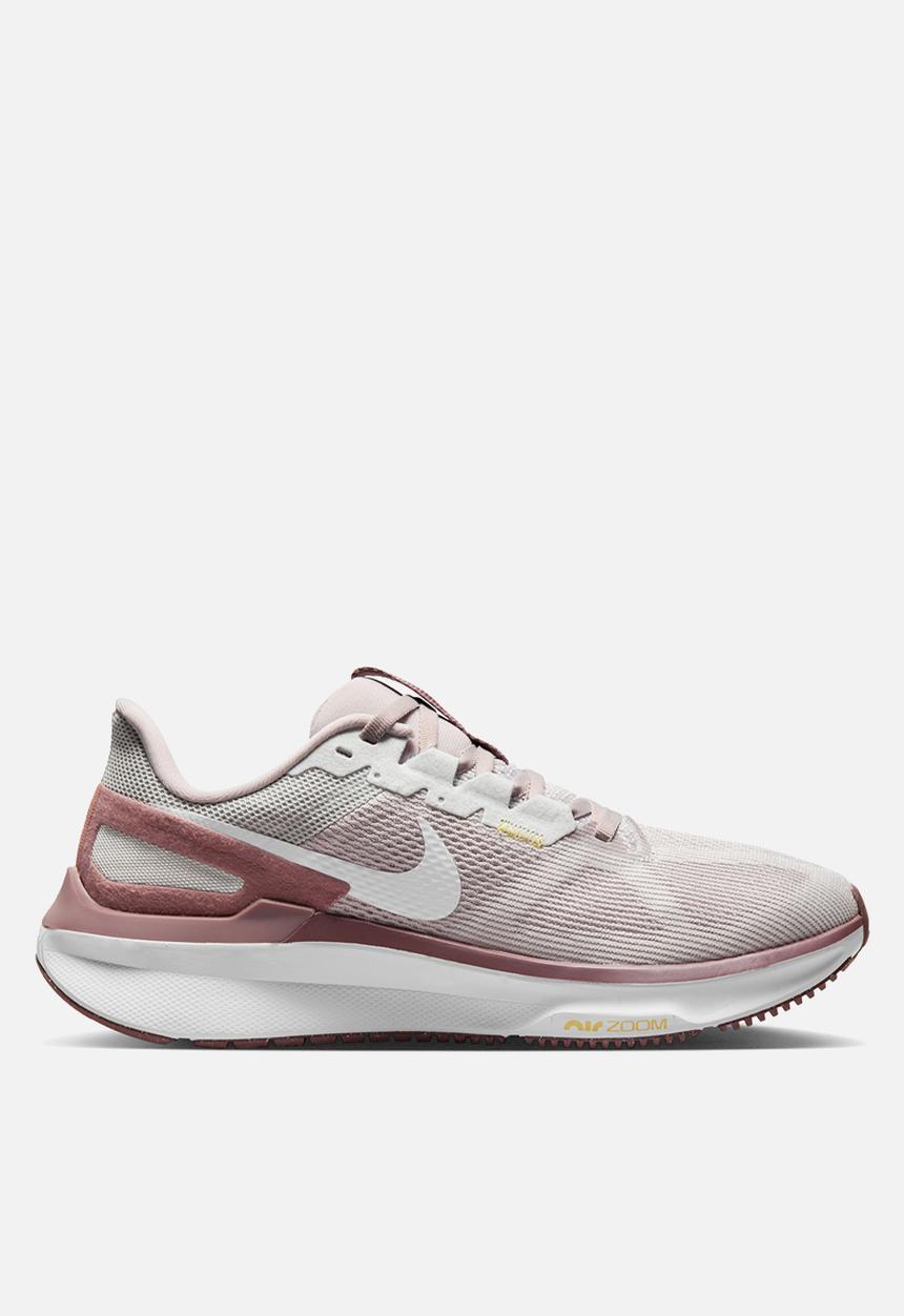 Nike - Structure 25