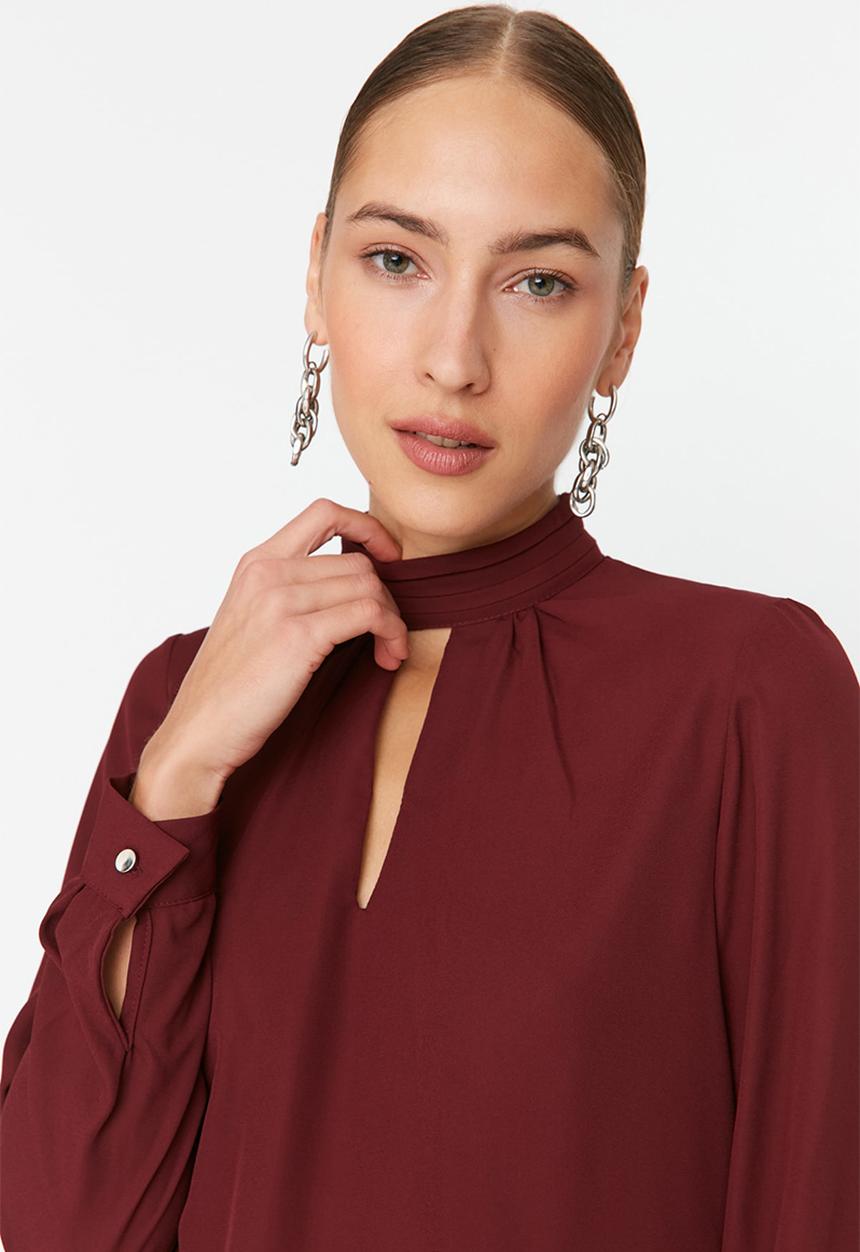 Trendyol - Stand Up Collar Woven Blouse - Plum