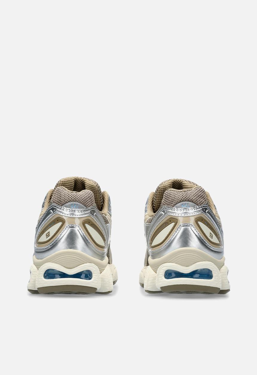 ASICS - Gel-Nimbus 9