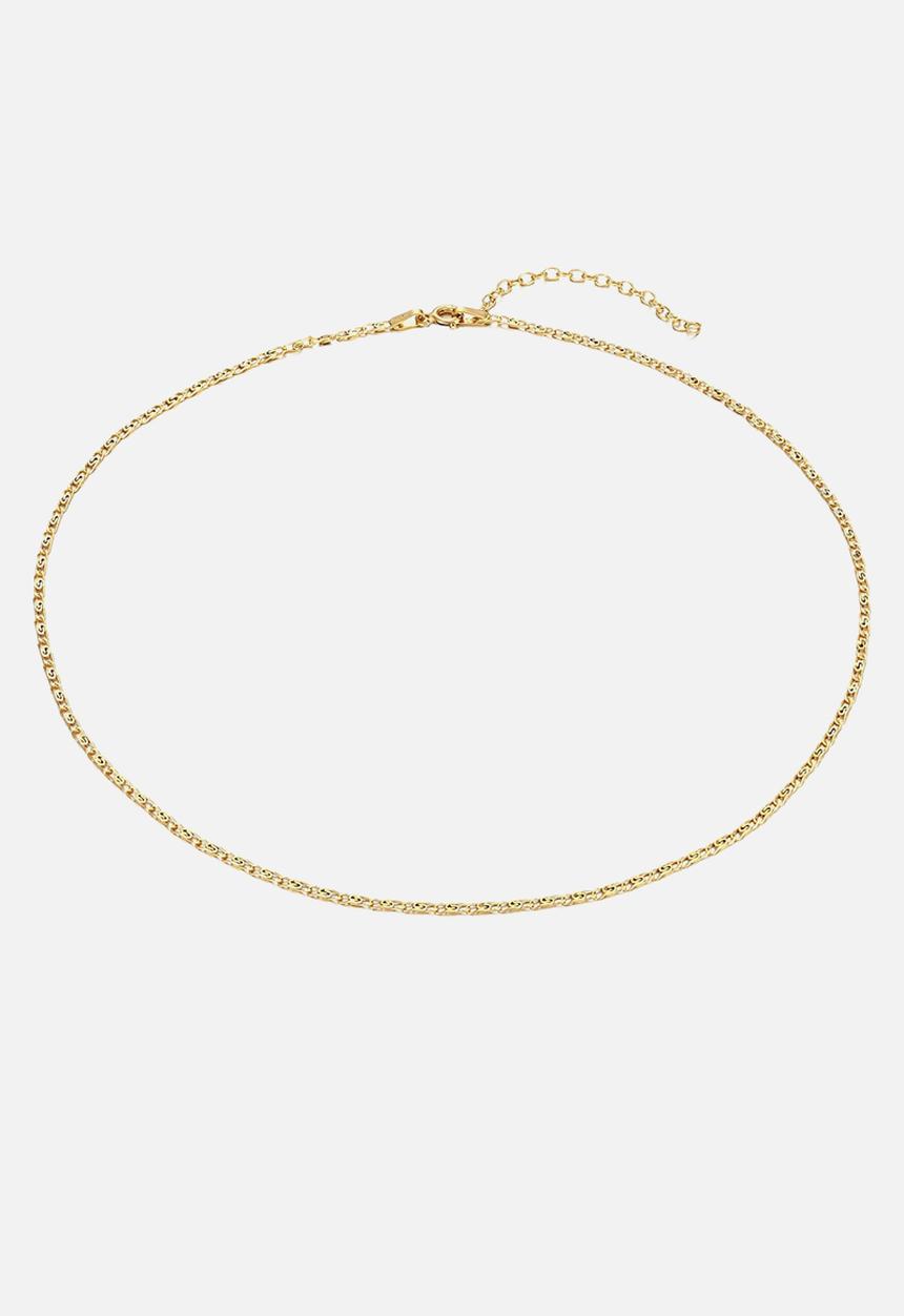 Zoe on Trend - Fine swirl chain - gold