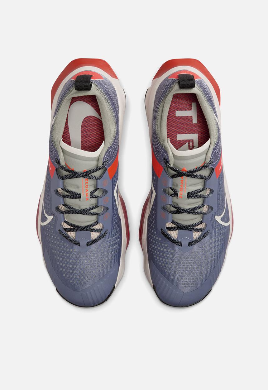 Nike - Nike zegama - light carbon/lt orewood brn/dragon red