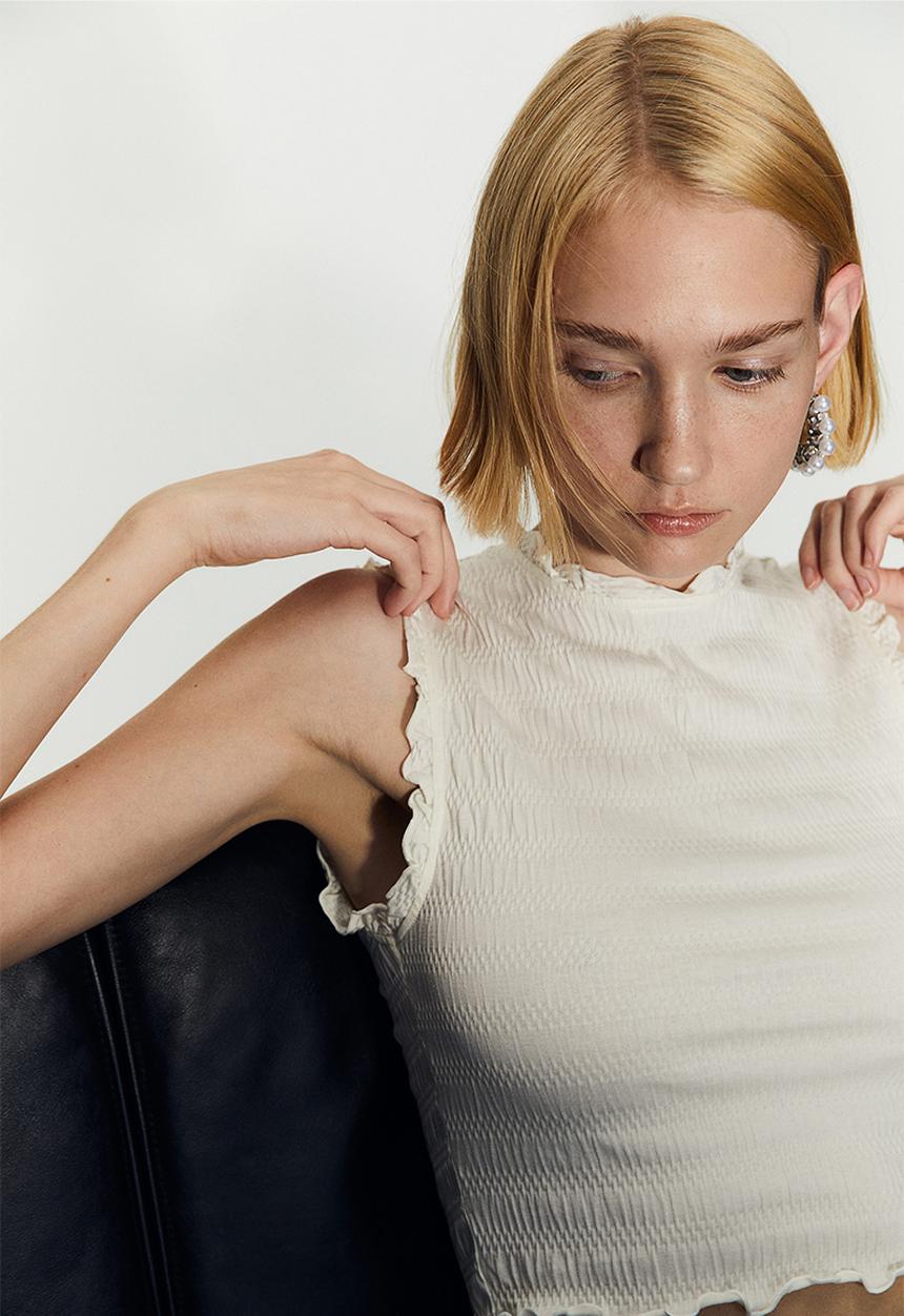 H&M - Smocked jersey top - white
