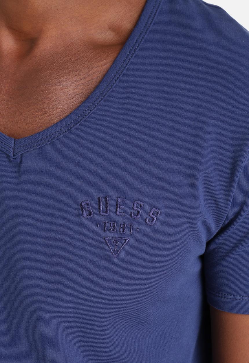 GUESS - Core Collection Tee