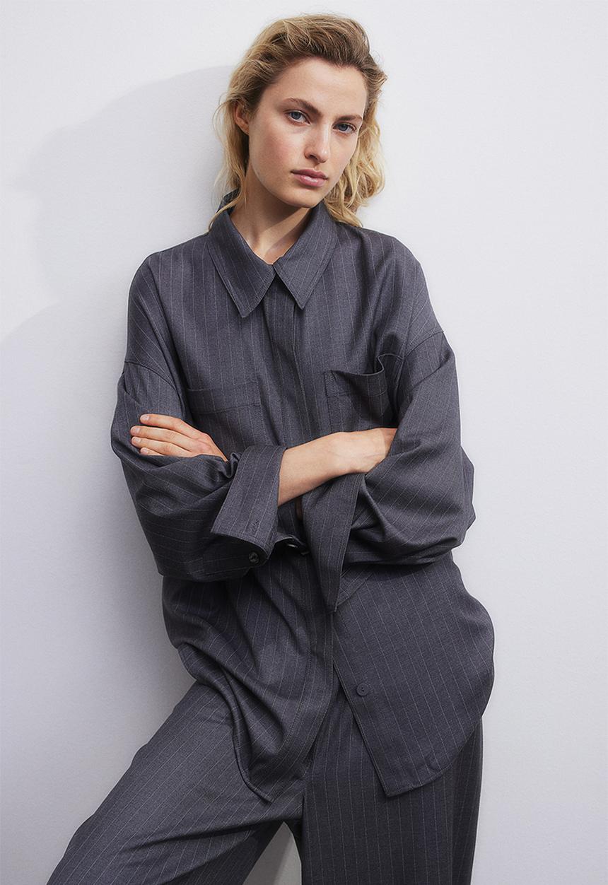 H&M - Oversized twill shirt - grey